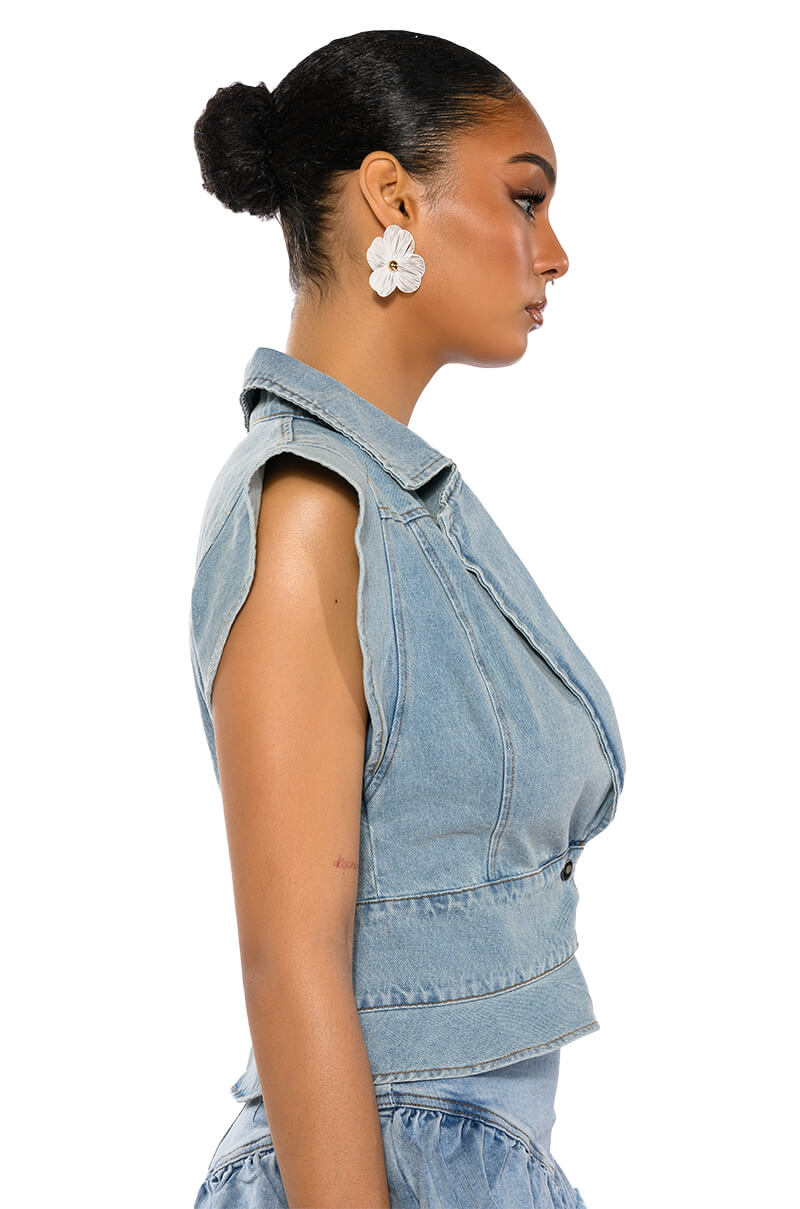 SAG HARBOR MUSCLE DENIM VEST
