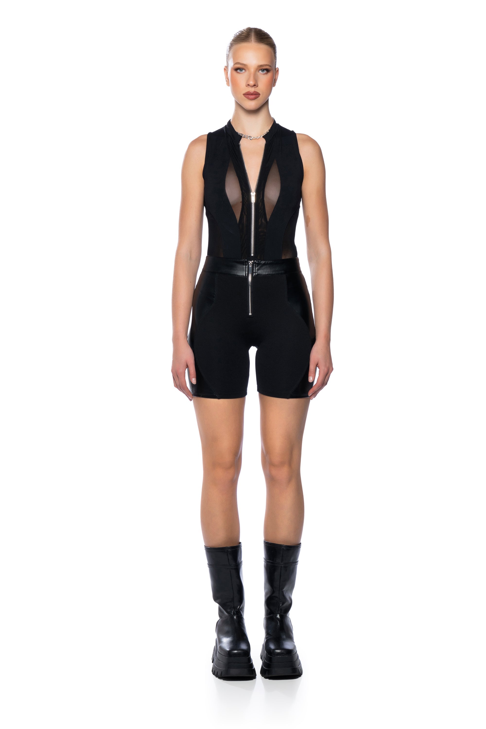 SEND IT UP ZIP FRONT FAUX LEATHER BIKE SHORT