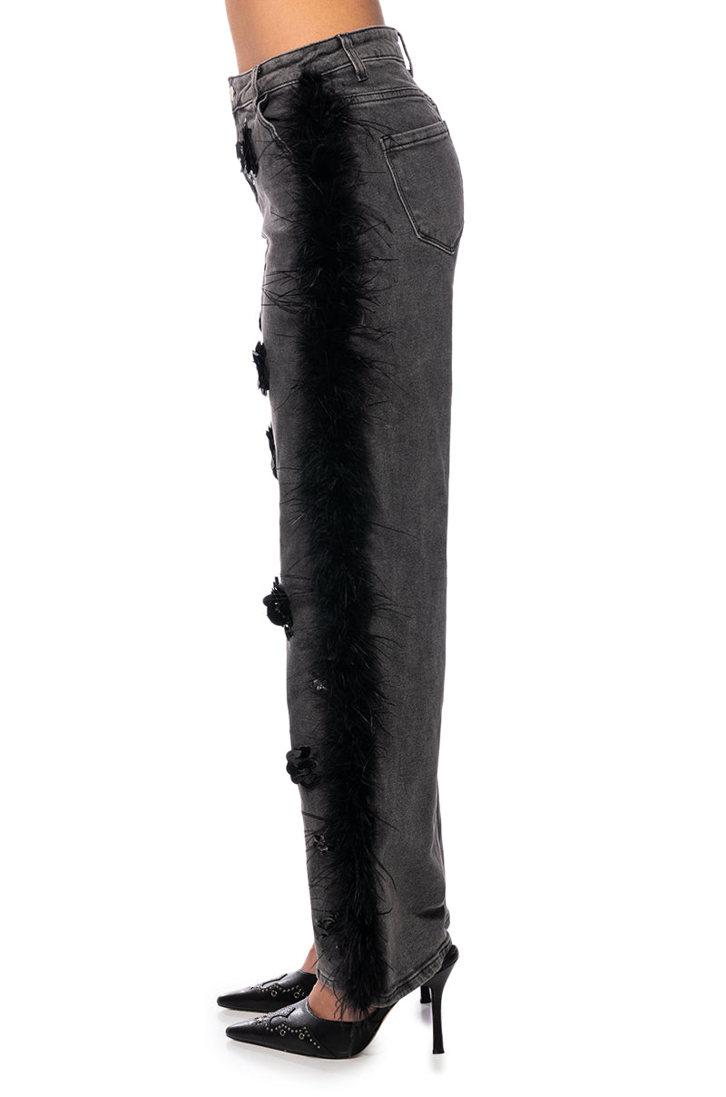VELVET ROSES APPLIQUE FEATHERED JEANS