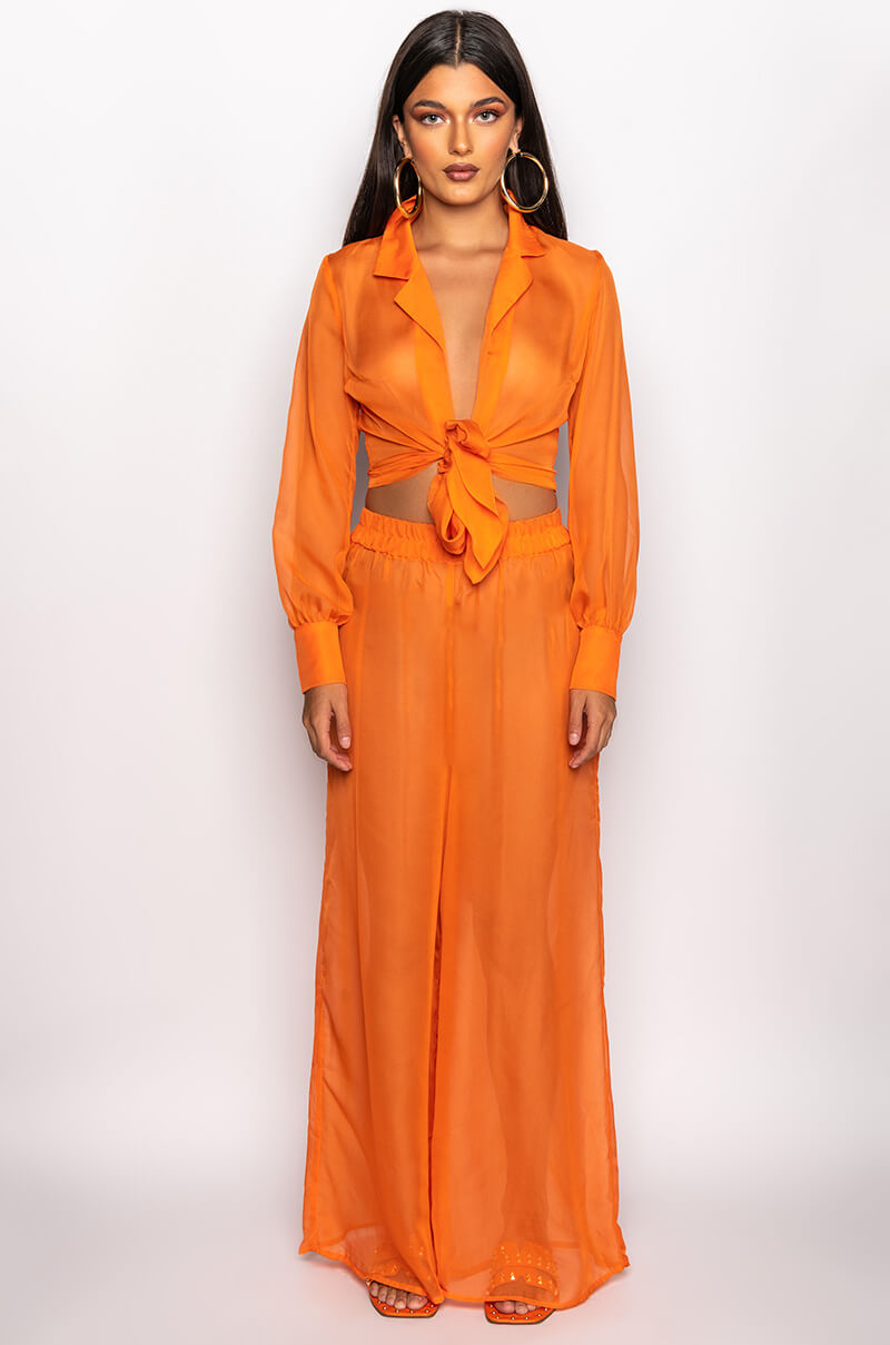 KEILANI TIE FRONT BLOUSE