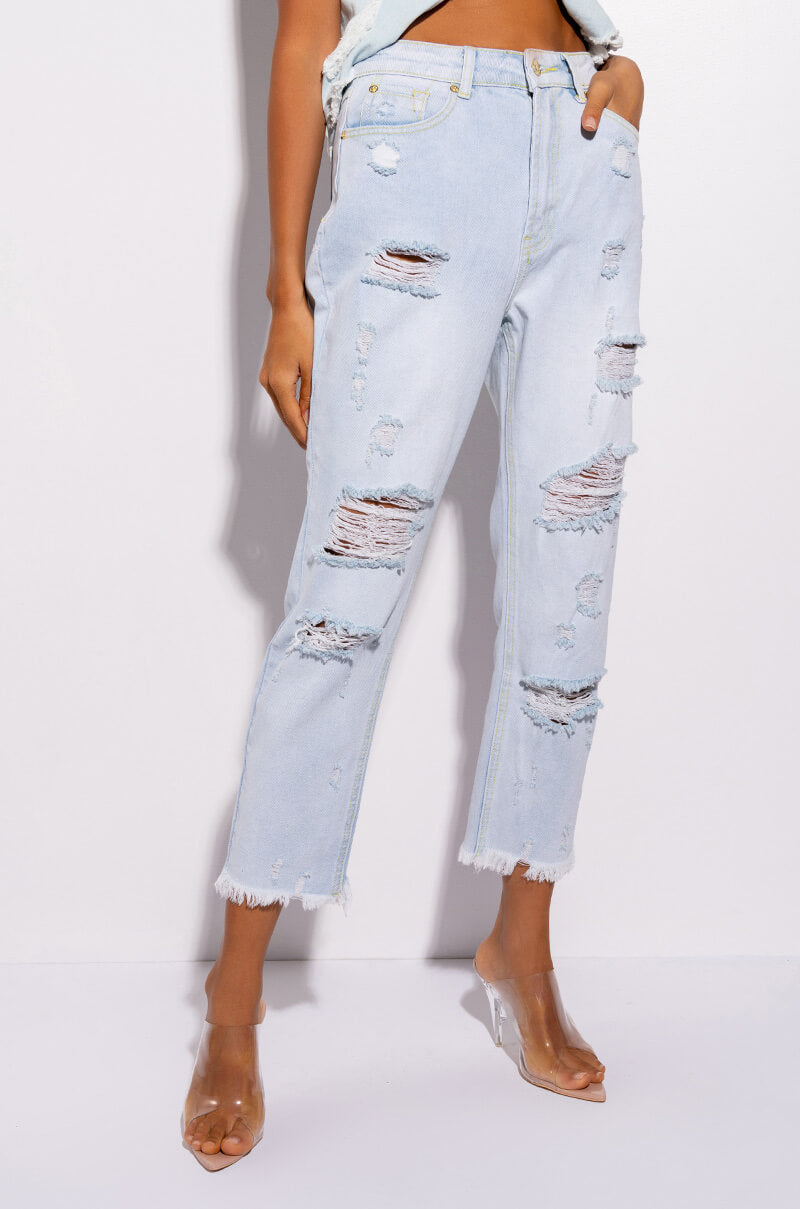 BENVENUTO HIGH RISE DISTRESSED MOM JEANS