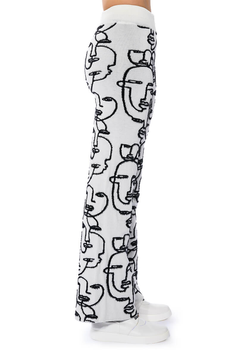 SHE'S GIVING ART REVERSIBLE WIDE LEG KNIT PANT