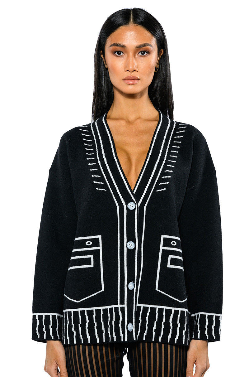 SKETCHY OVERSIZED CARDIGAN