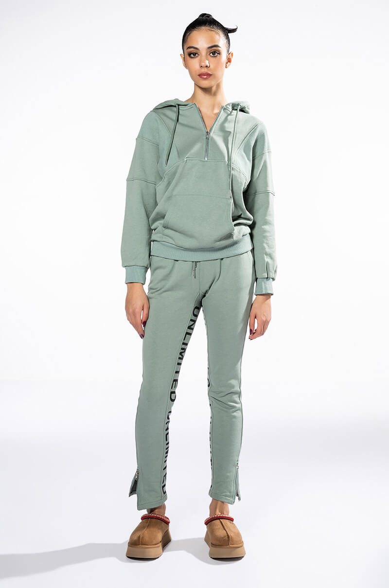 SKY'S THE LIMIT OVERSIZED HALF ZIP SWEATSHIRT