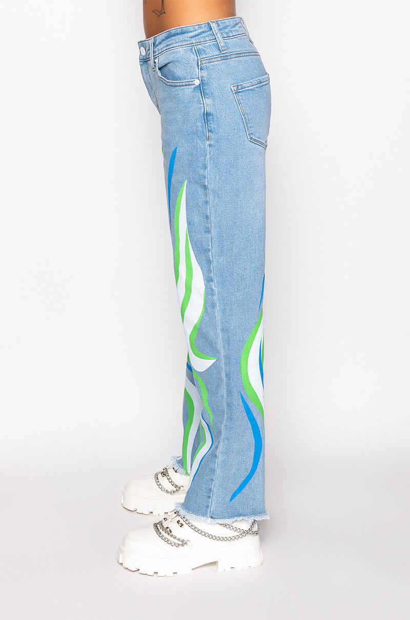 SMOOTH SWIRLIN' STRAIGHT JEANS