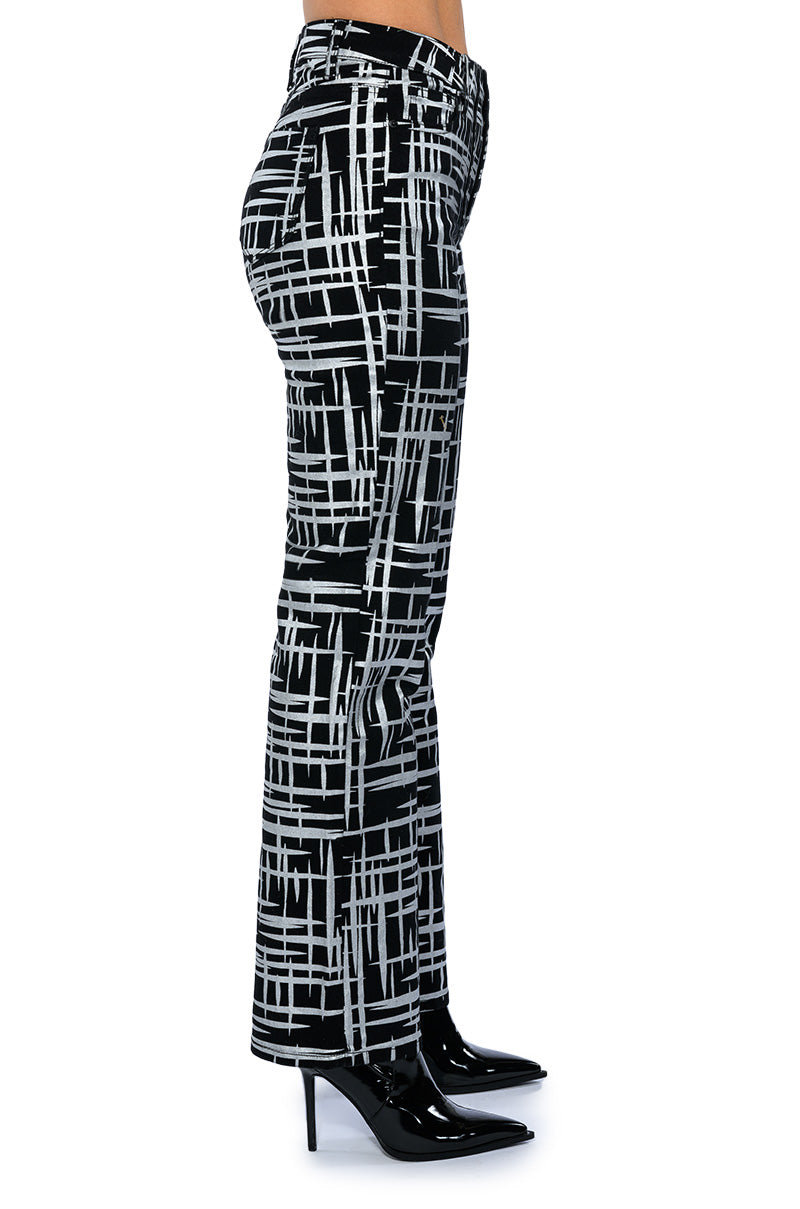 SOMETHING DIFFERENT METALLIC DETAILED JEANS