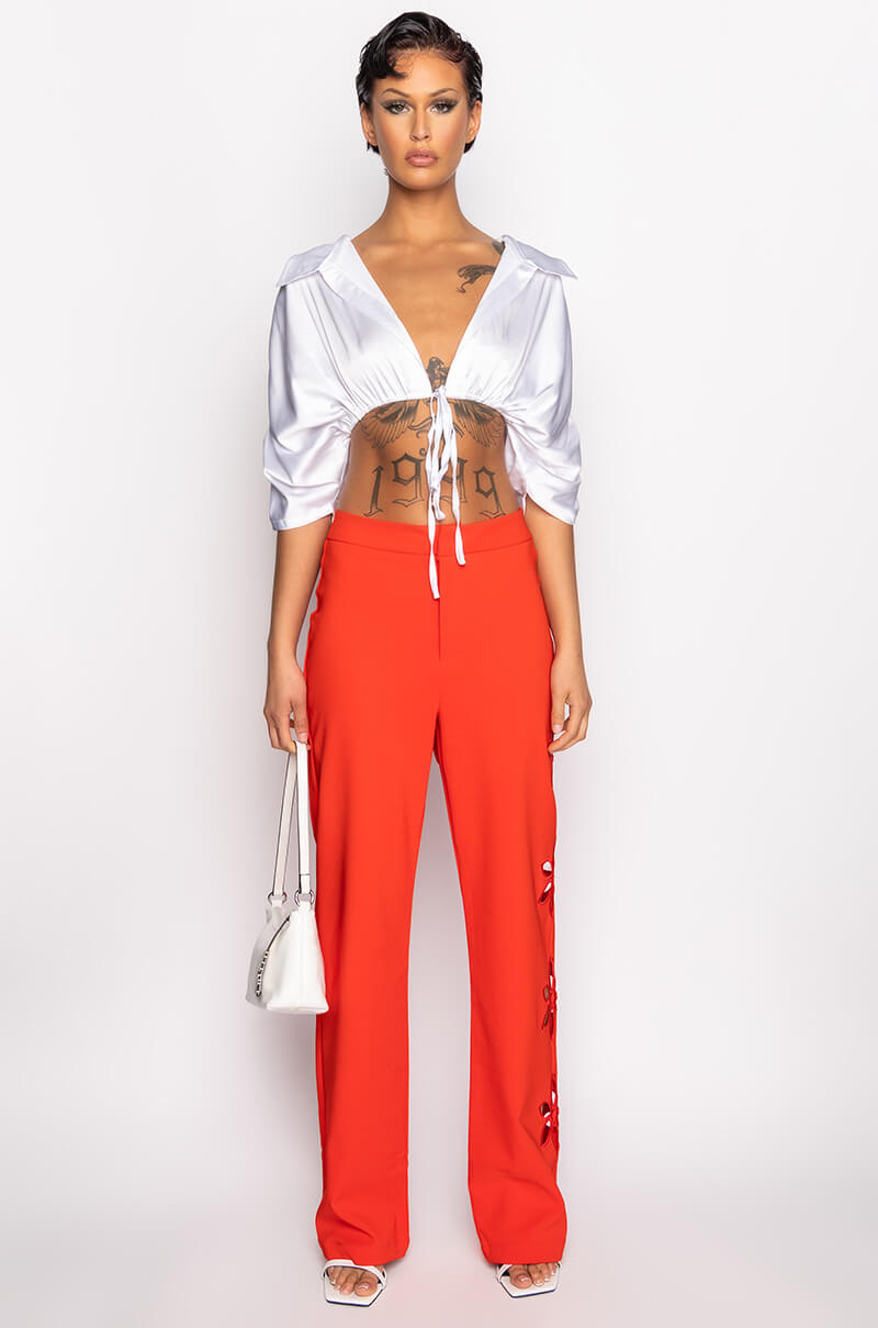 STAY GOLD SATIN TIE FRONT CROP BLOUSE