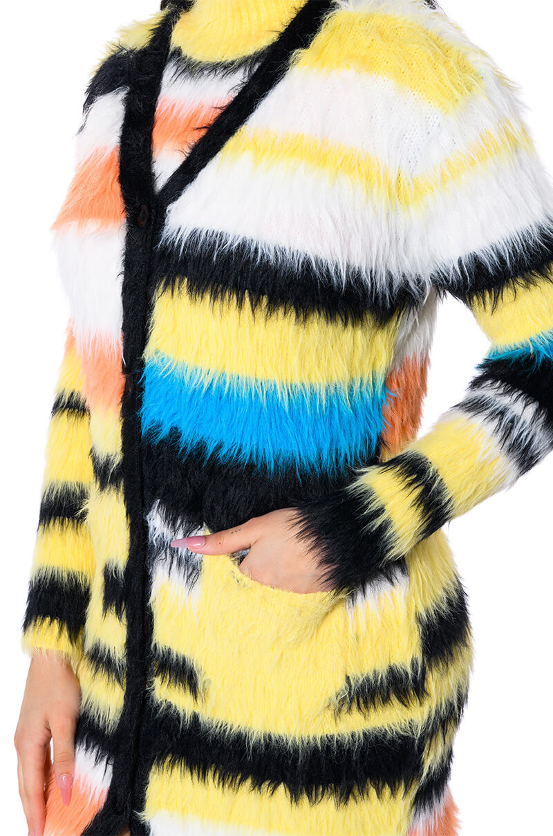 STRIPED FUZZY CARDIGAN