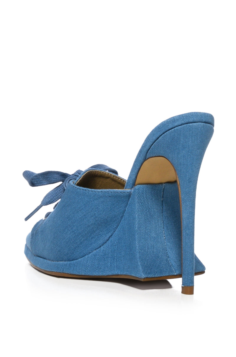 STUNNA DENIM PUMP