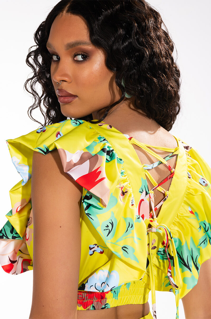 SUMMERTIME FINE SLEEVELESS VNECK BLOUSE