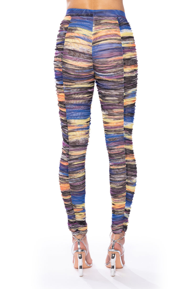 SUNSET DREAMING RUCHED MESH LEGGING