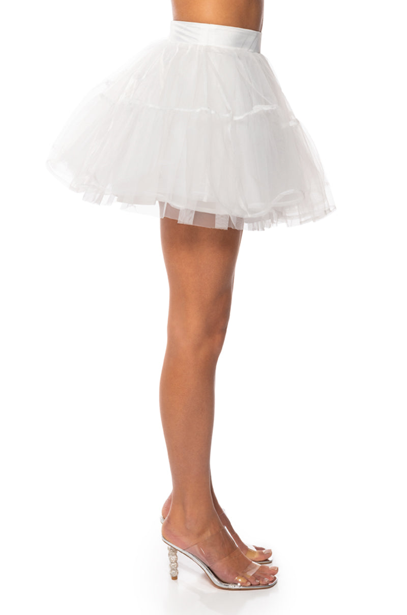 SHOW OUT TULLE MINI SKIRT