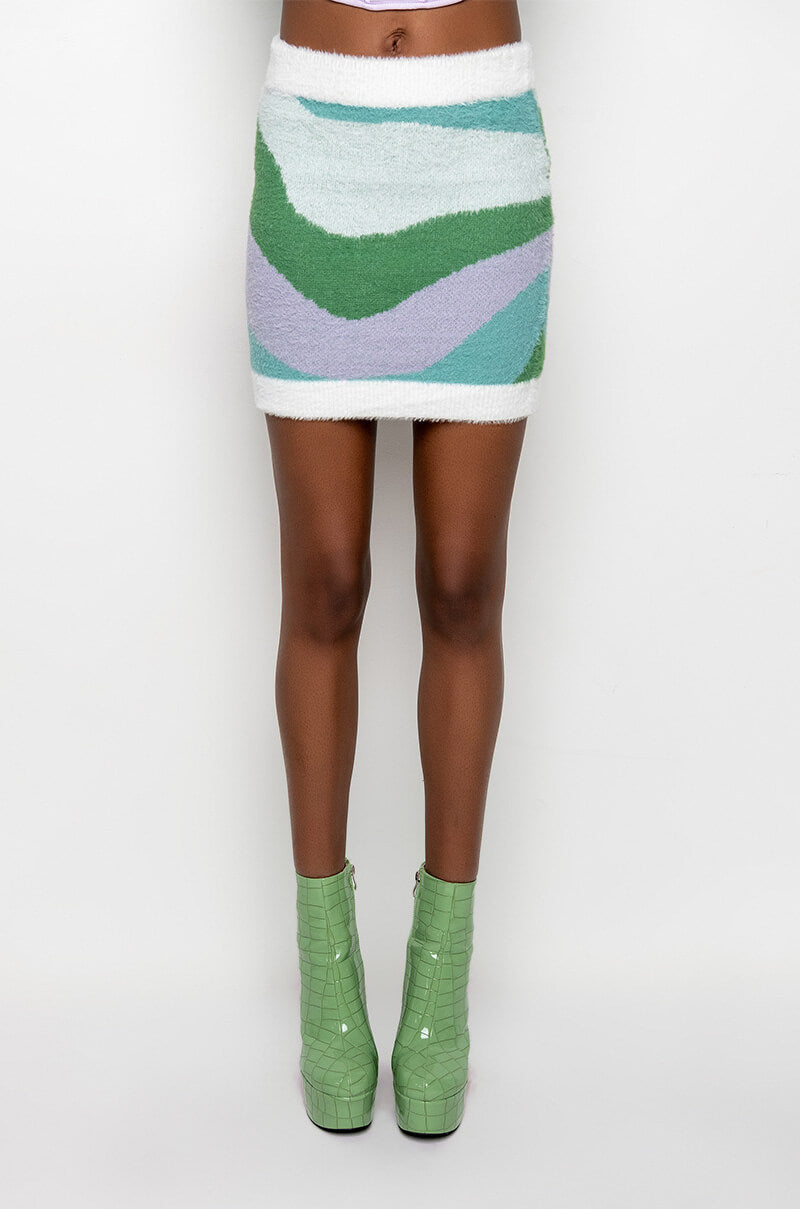 SWIRLY FUZZY SWEATER MINI SKIRT