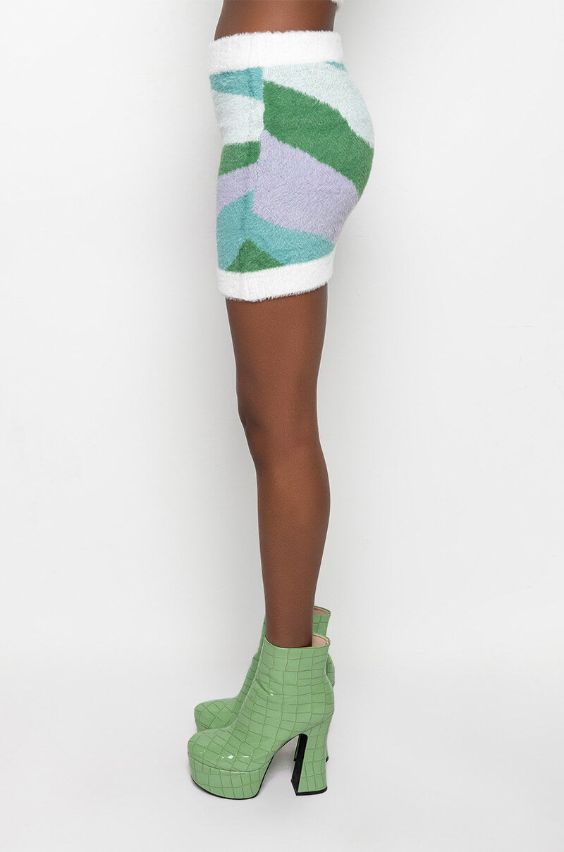 SWIRLY FUZZY SWEATER MINI SKIRT