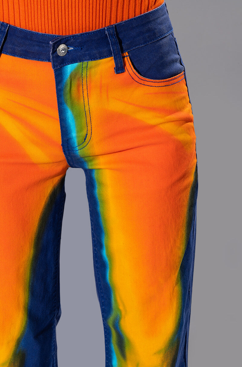 TEMPERATURE RISING RELAXED JEANS