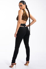 THEY AIN'T READY ONE SHOULDER CUTOUT CROP TOP