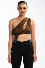 THEY AIN'T READY ONE SHOULDER CUTOUT CROP TOP