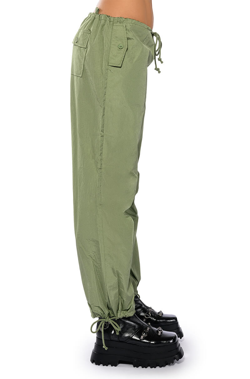 TOO LEGIT WIDE LEG CARGO PANTS