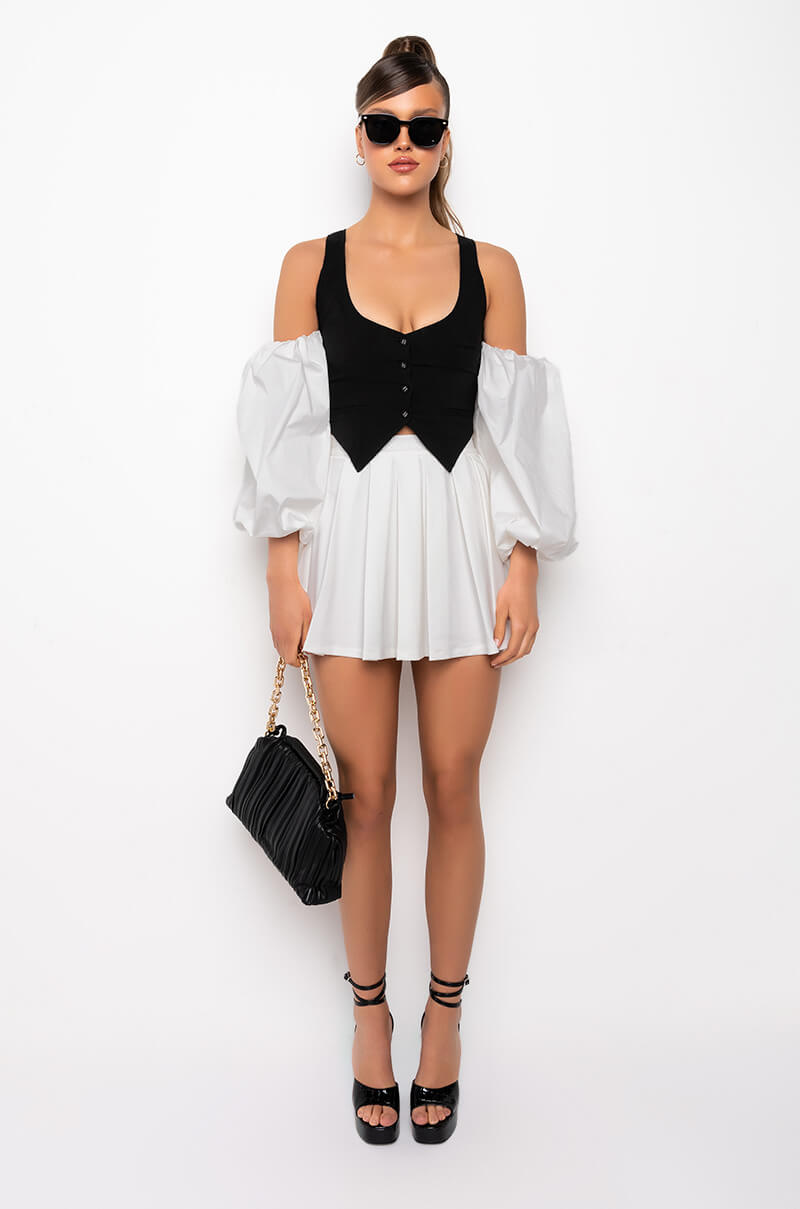 TRICKY PUFF SLEEVE TUXEDO BLOUSE