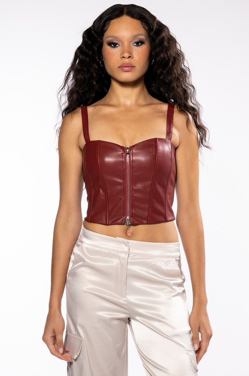 TRUE LOVE ZIP UP STRUCTURED TANK TOP