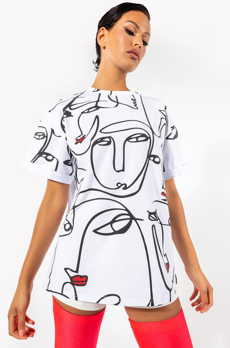 TWIN SOULS GRAPHIC TSHIRT