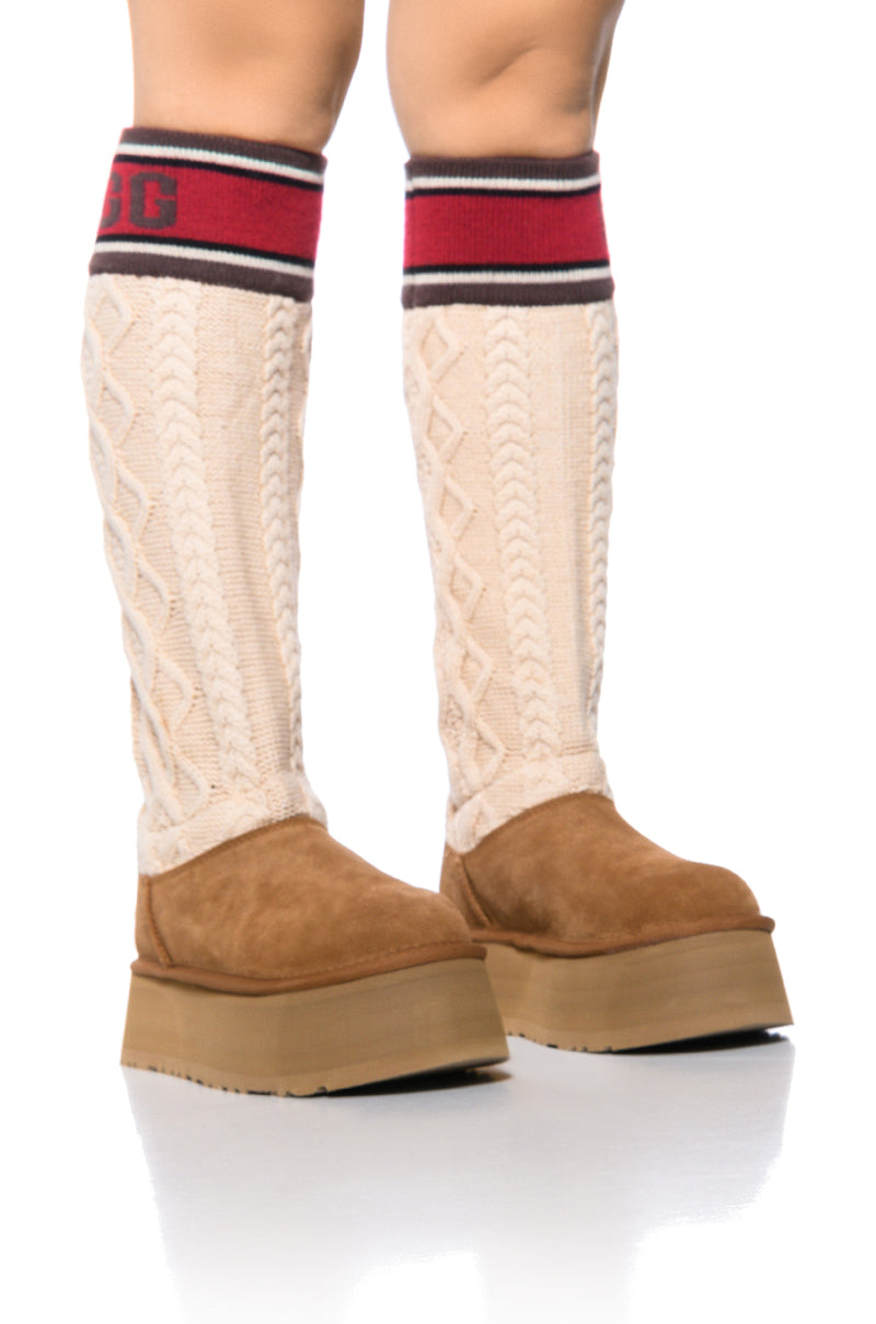 UGG CHESTNUT W CLASSIC SWEATER LETTER