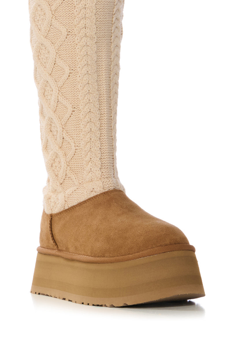 UGG CHESTNUT W CLASSIC SWEATER LETTER