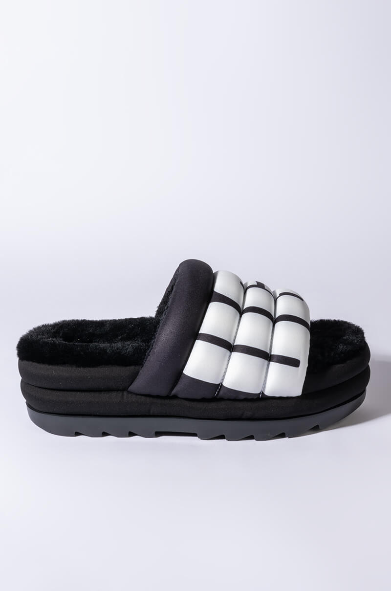 UGG PUFT SLIDE LOGO SANDAL