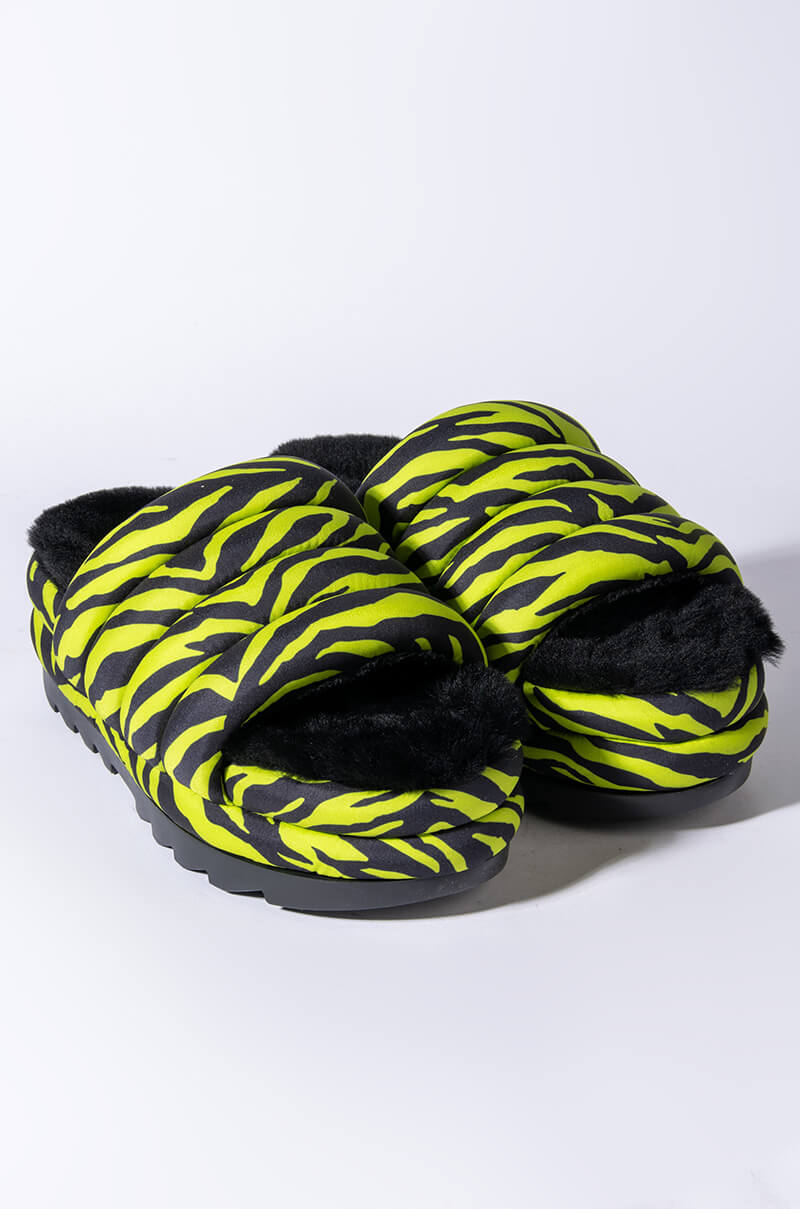 UGG PUFT SLIDE TIGER PRINT SANDAL