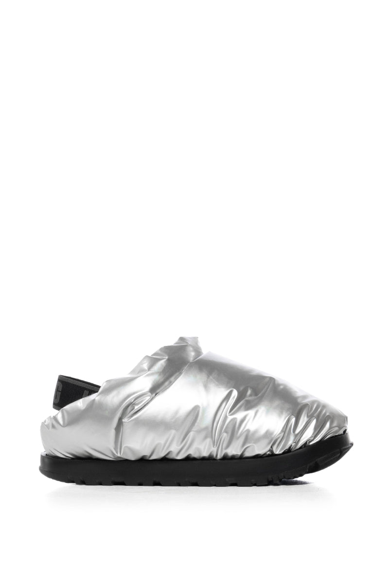 UGG SPACESLIDER SLIPPER IN SILVER