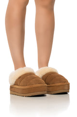 UGG TAZZLITA FLATFORM SLIPPER IN CHESTNUT