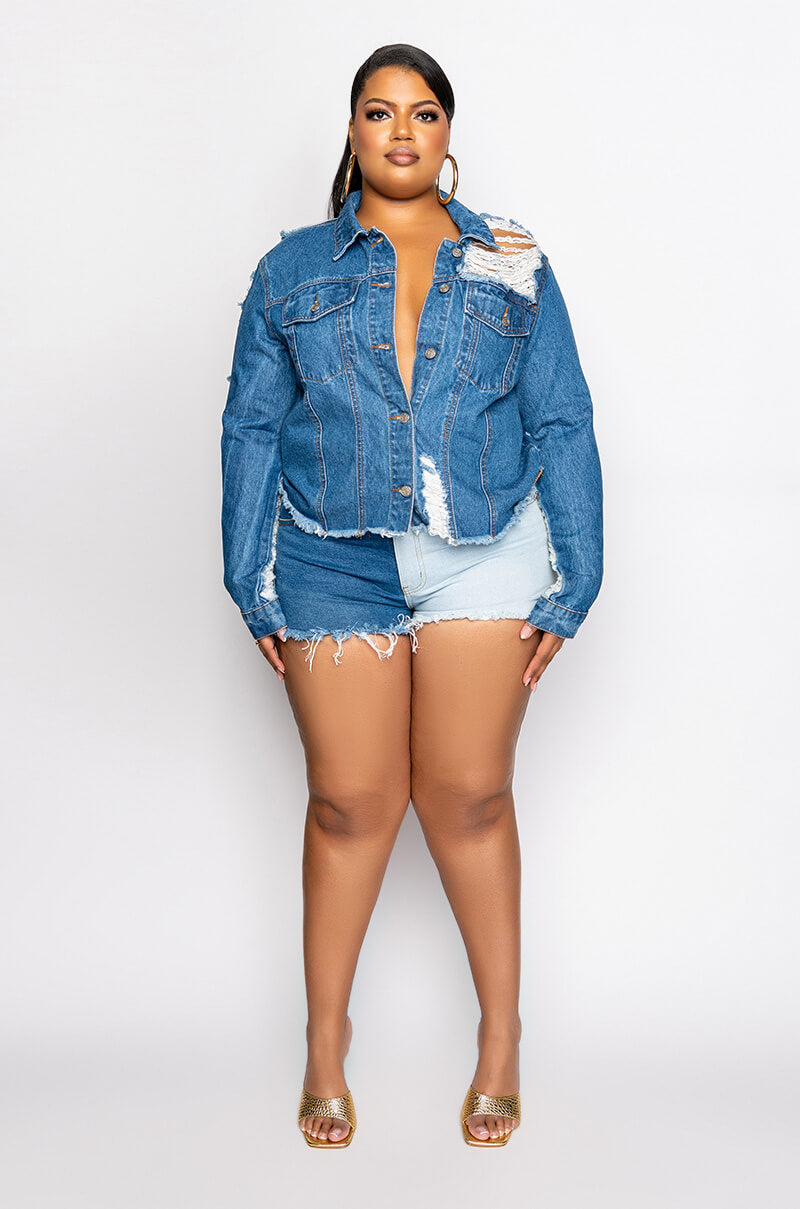 ULTRA DISTRESSED CROP DENIM JACKET