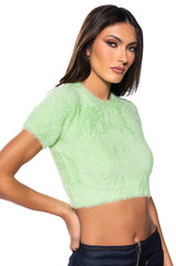 ULTRA FUZZY CROP SWEATER
