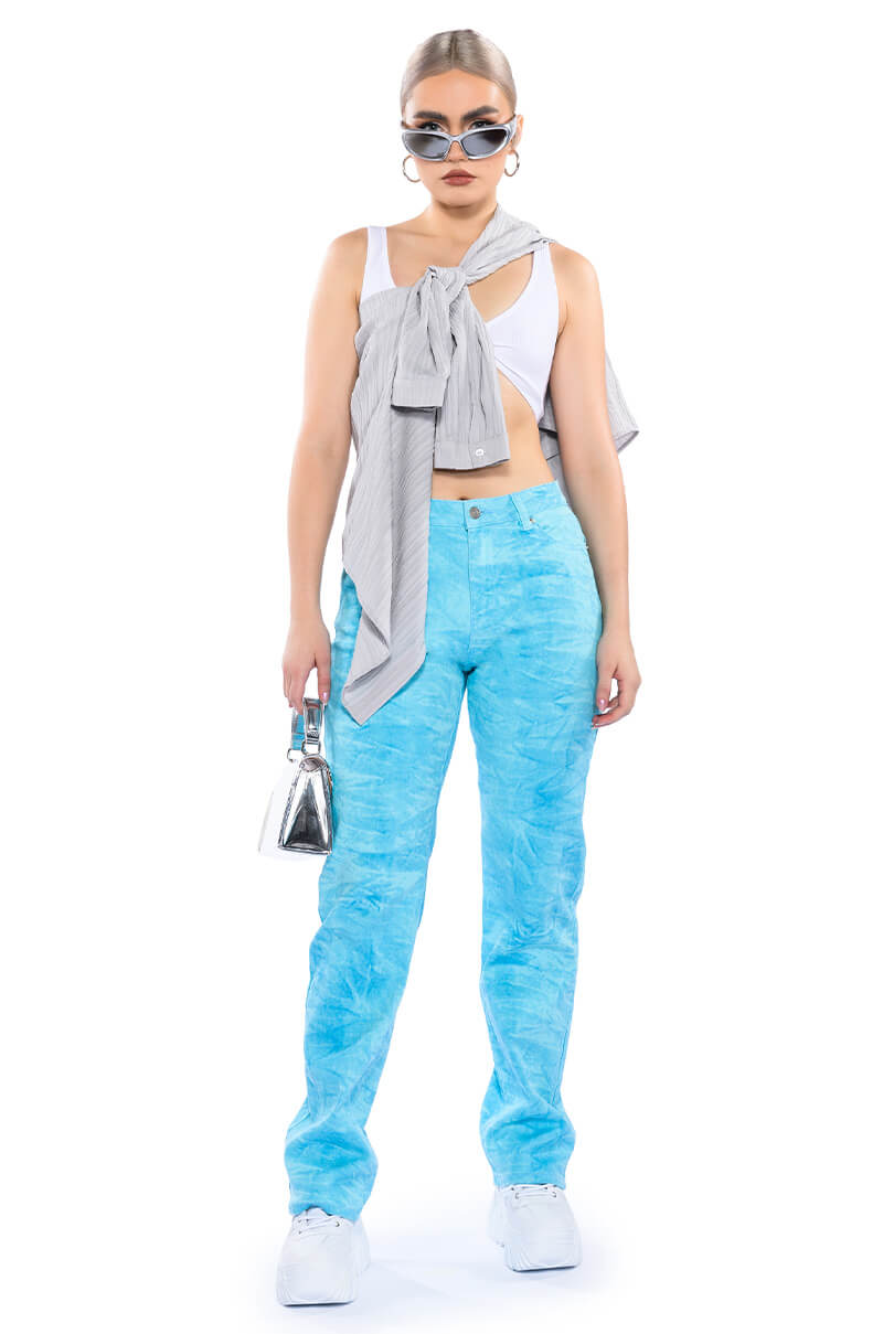 UP IN THE CLOUDS HIGH RISE RELAXED FIT JEANS