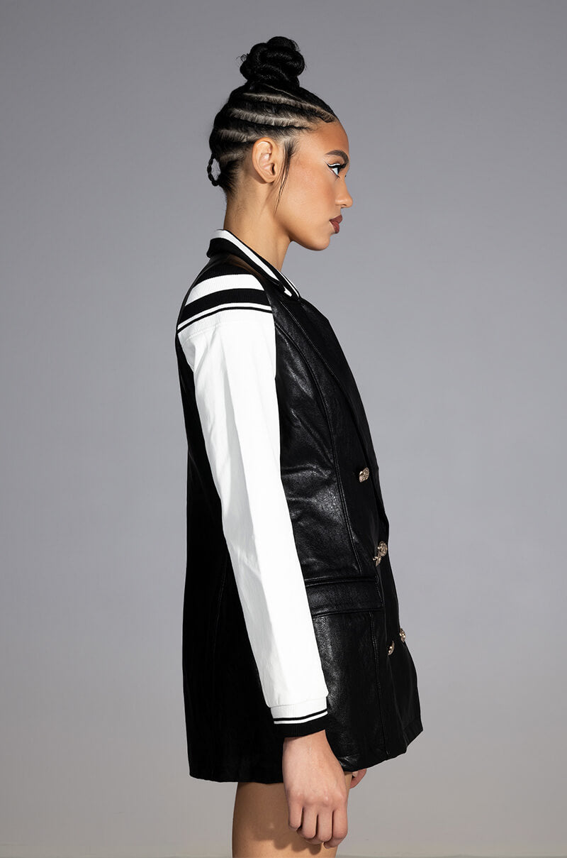VARSITY BLAZER IN PU