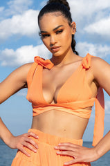 VILLA DREAMS BOW DETAIL CROPPED BLOUSE