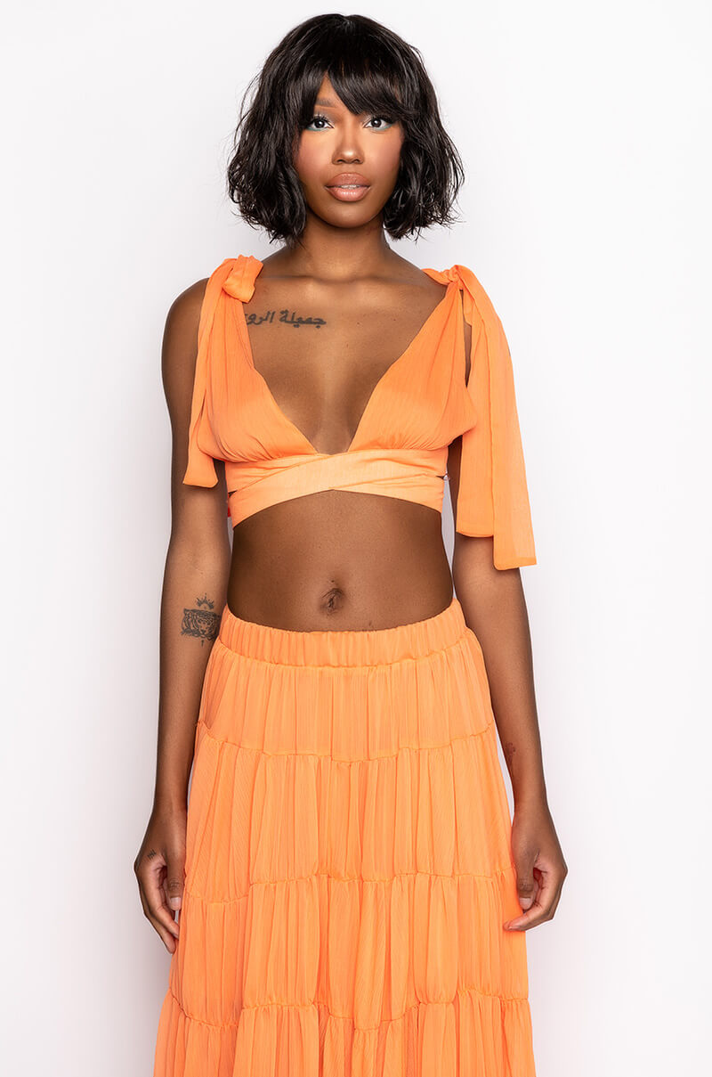 VILLA DREAMS BOW DETAIL CROPPED BLOUSE
