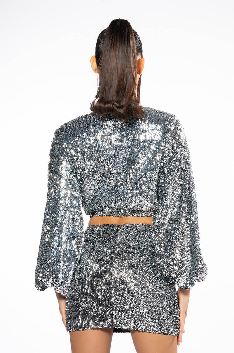 VIVA LAS VEGAS LONG SLEEVE CROPPED WRAP BLOUSE