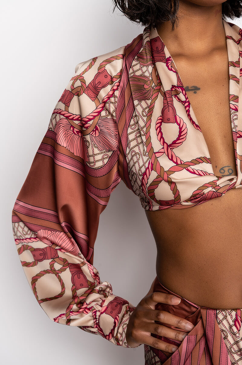 WANT IT I GOT IT ULTRA CROPPED BLOUSE