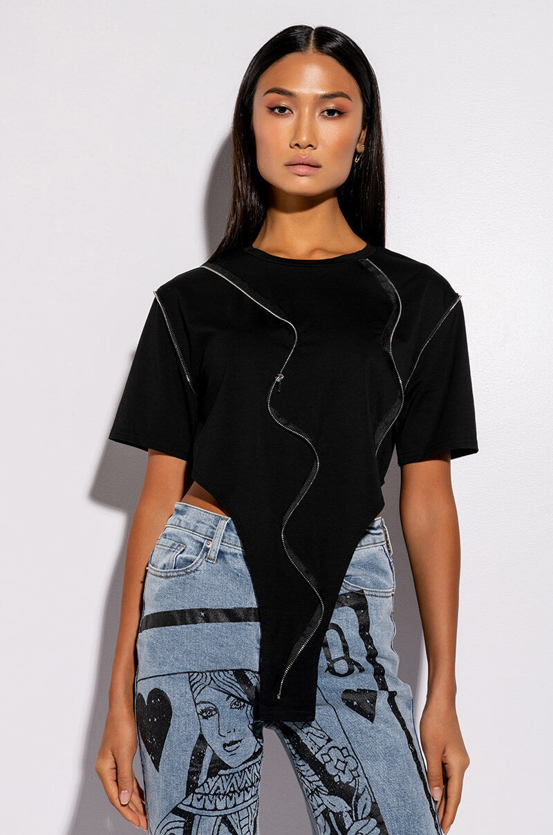 WAVY BABY ZIPPER DETAIL CREW NECK TSHIRT