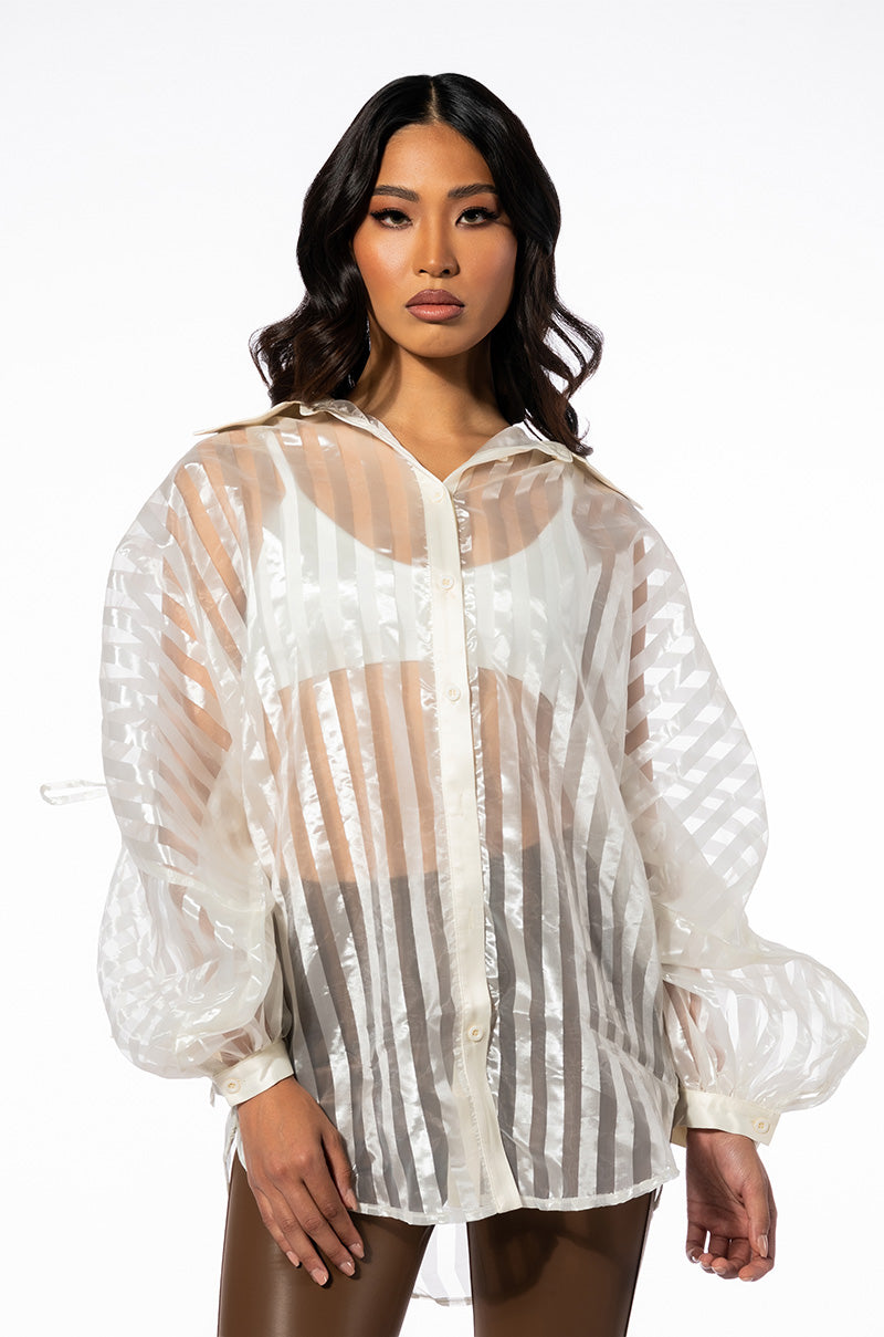 WEEKEND LOVE OVERSIZED BLOUSE