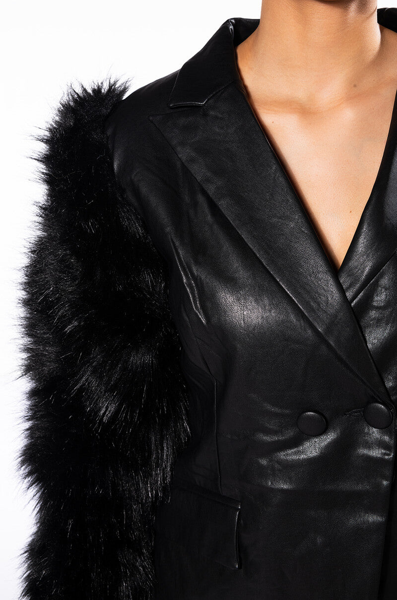 WILLOW FUR ARM PU BLAZER