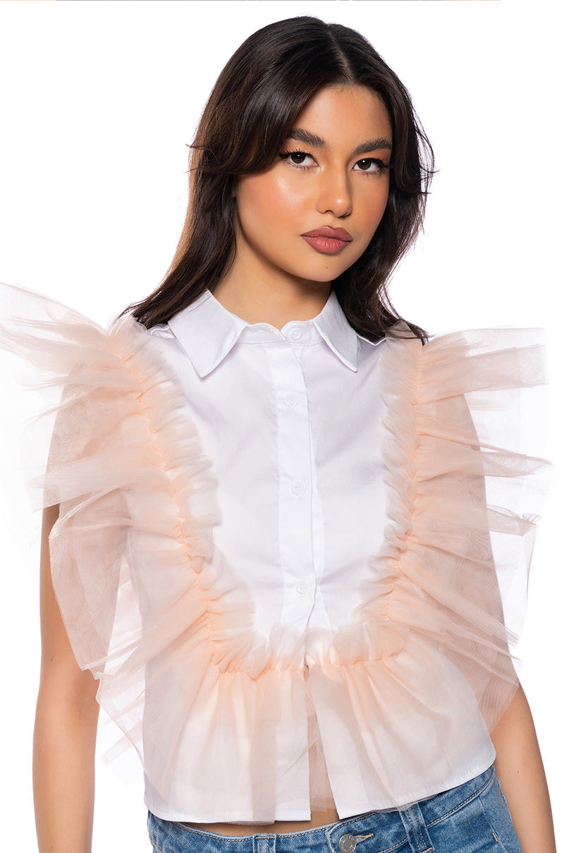 WINGIN IT RUFFLE BUTTON DOWN