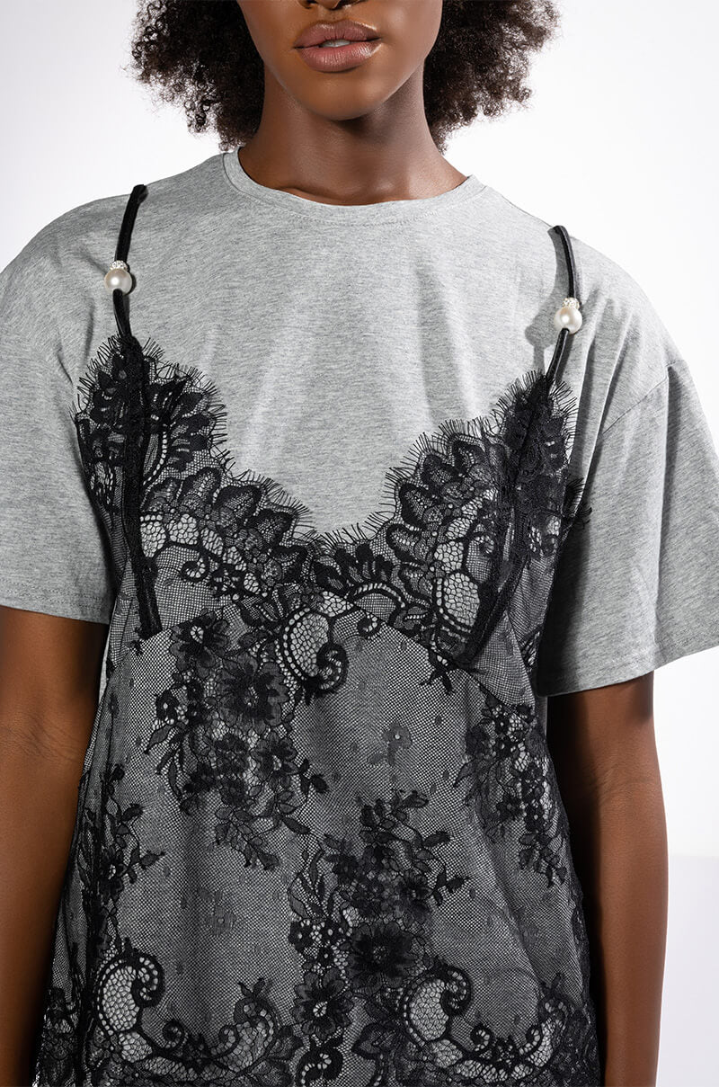 WINNY LACE DETAIL TSHIRT