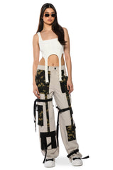 YOU WORK FOR ME CAMO DETAILED CARGO PANT