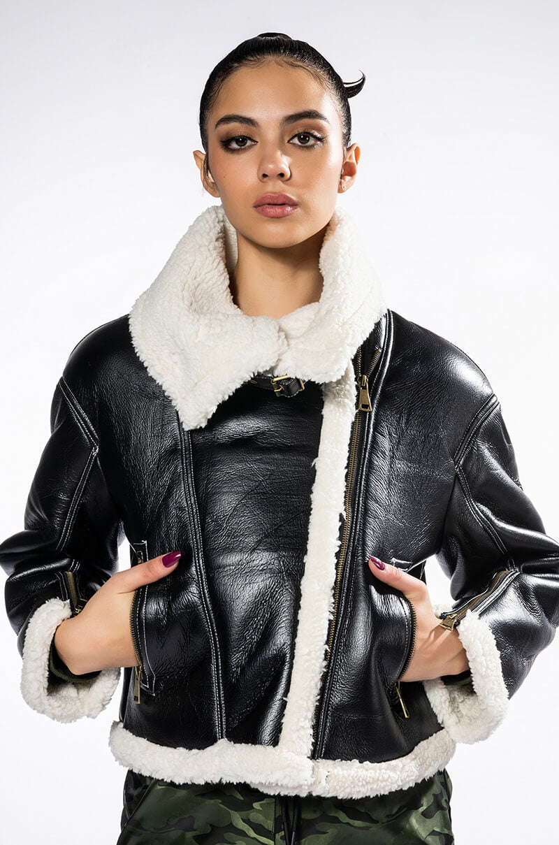 SHERPA LEXII OVERSIZED MOTO
