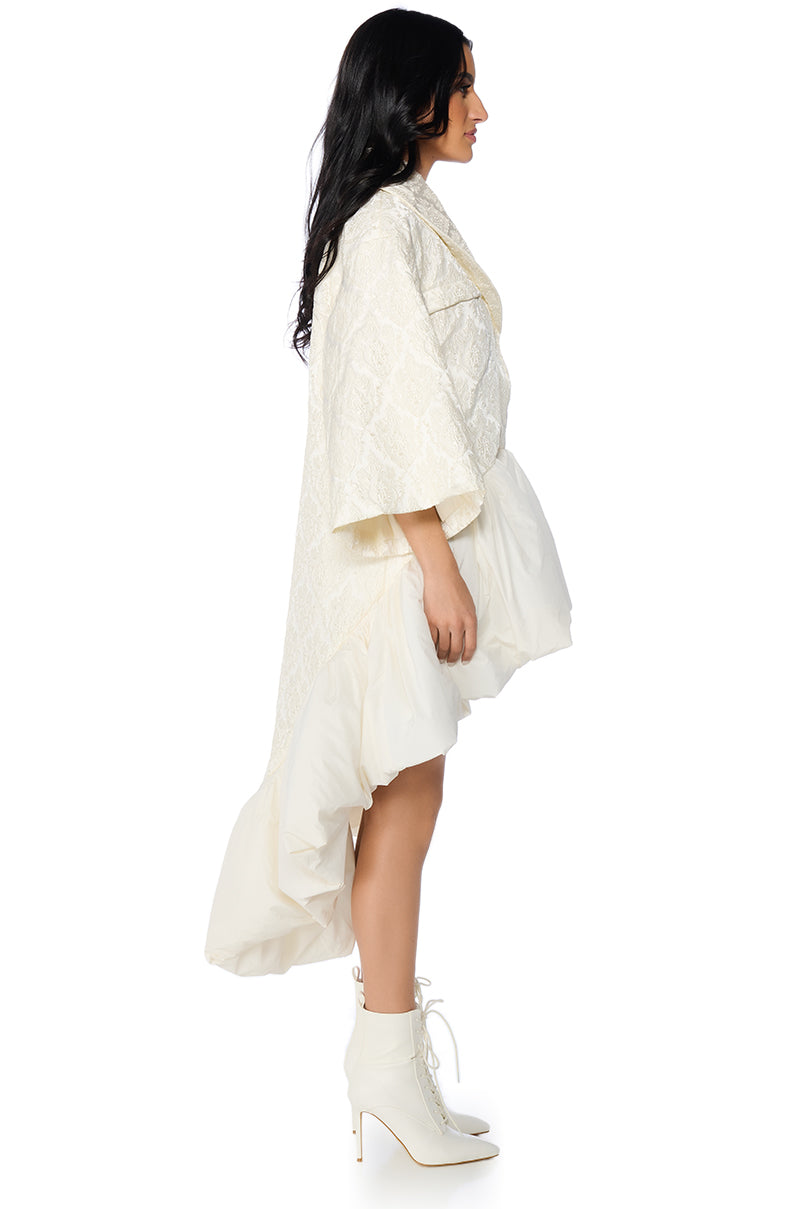 WRESTLER HI-LO BROCADE TRENCH