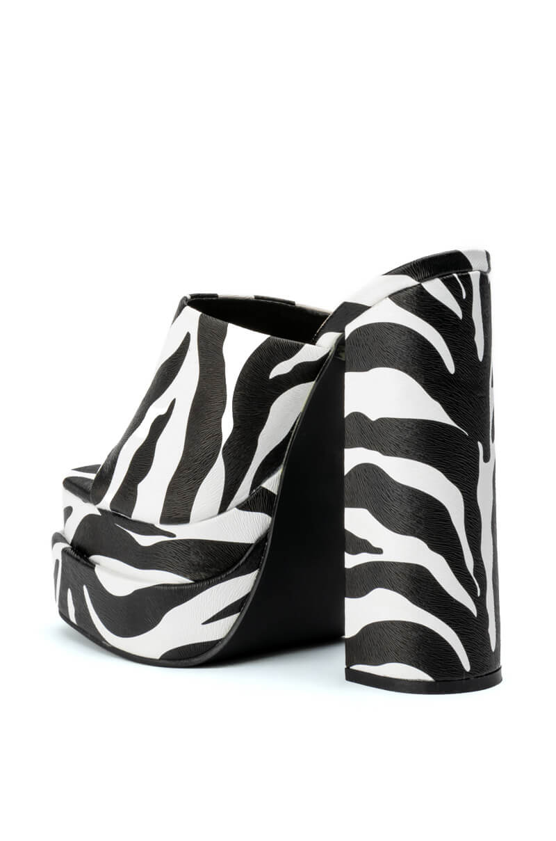 LYLA CHUNKY SANDAL IN ZEBRA