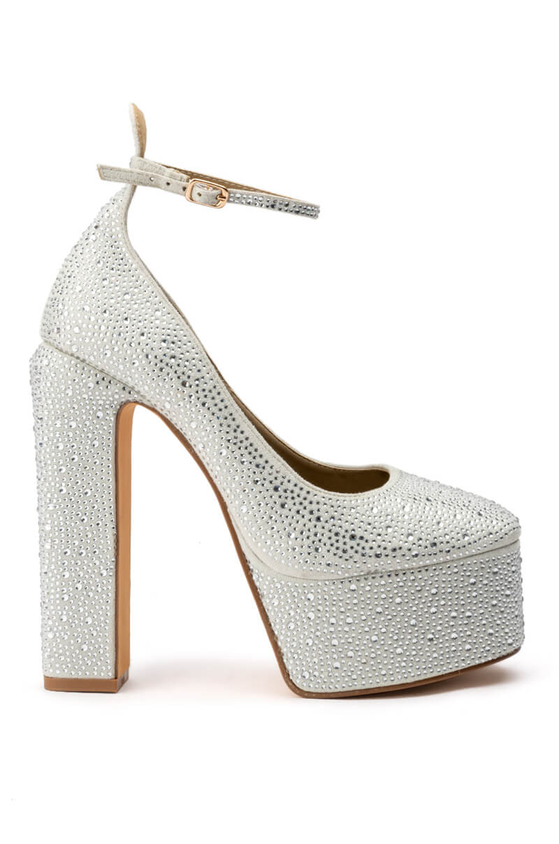 EMBELLISHED CHUNKY SILVER PUMPS